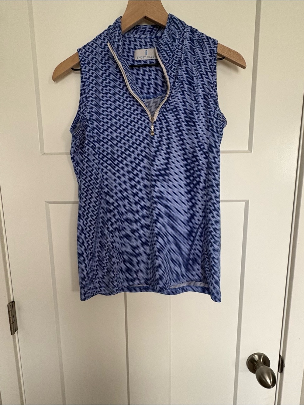 Sport Haley Blue Sleeveless Zip-Front Athletic Tank